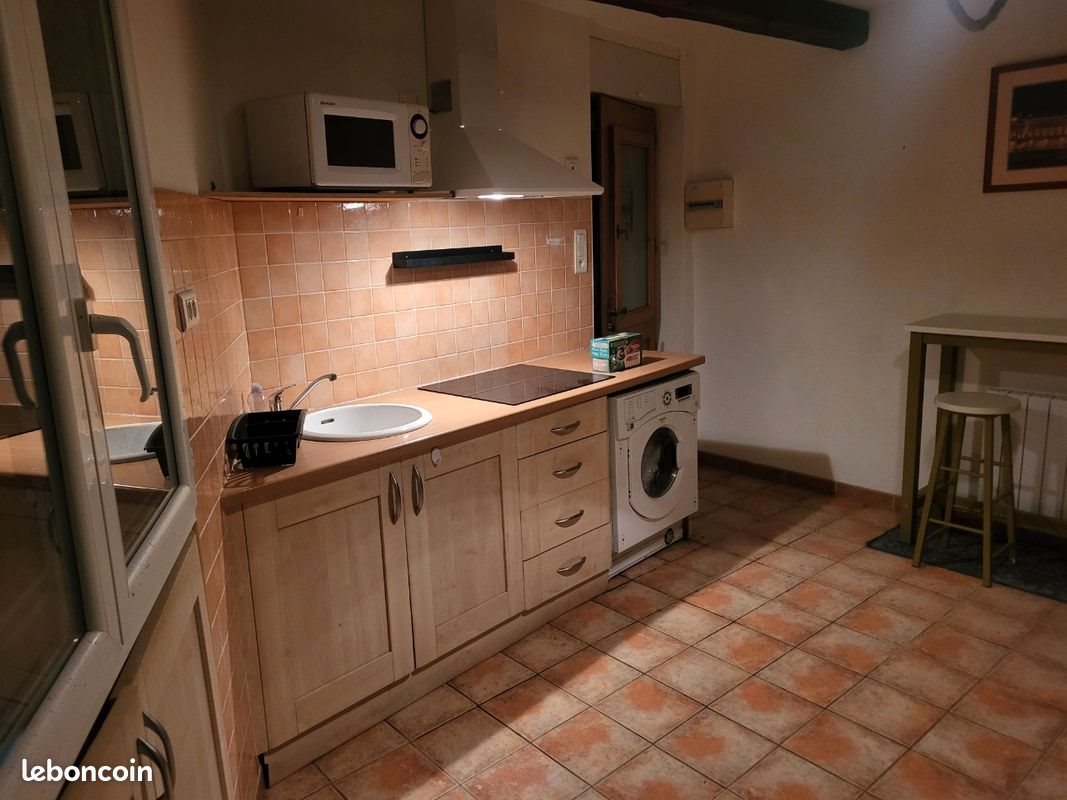 Appartement à louer, 25m², Lorgues