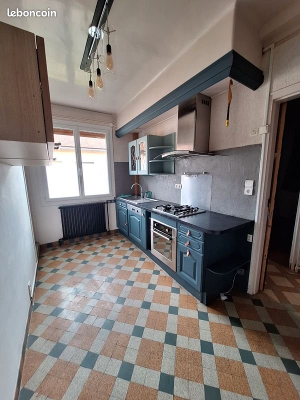 Maison à louer, 107m², Marboué
