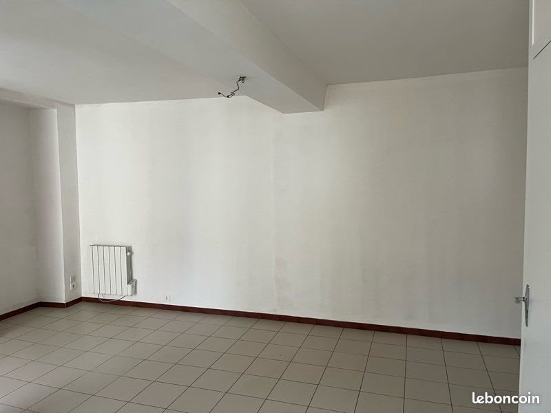 Maison à louer, 42m², Saint-Georges-des-Groseillers