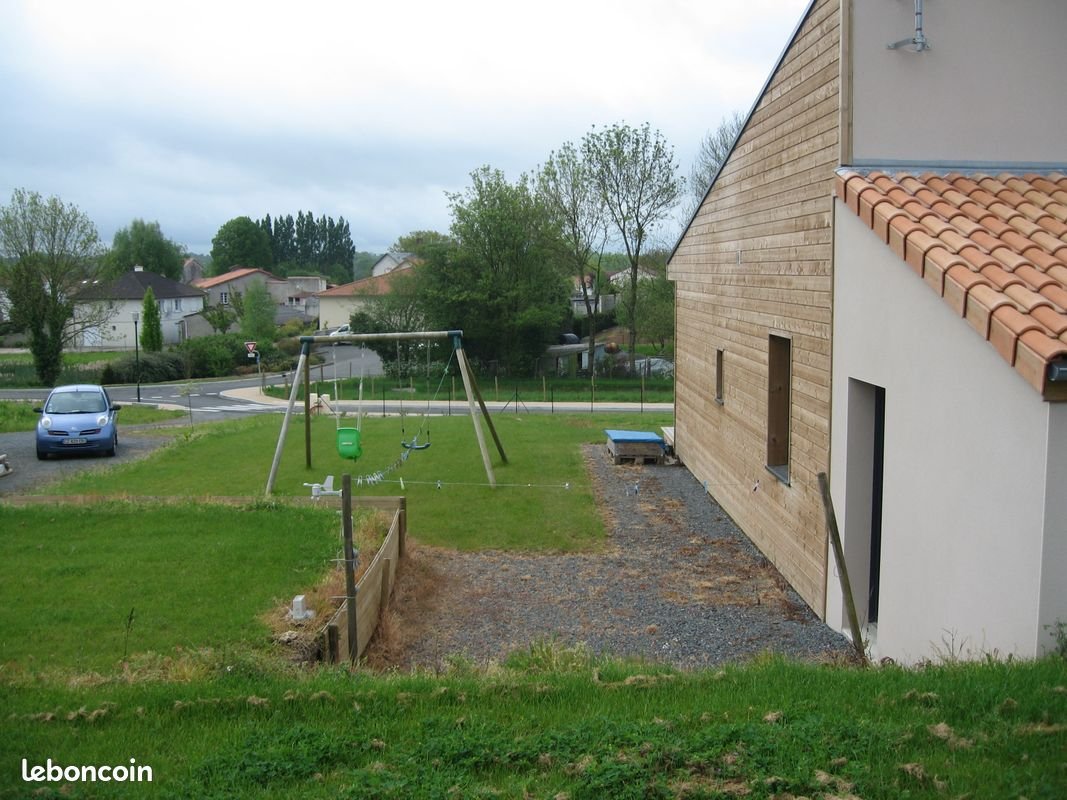 Maison à louer, 76m², Bressuire