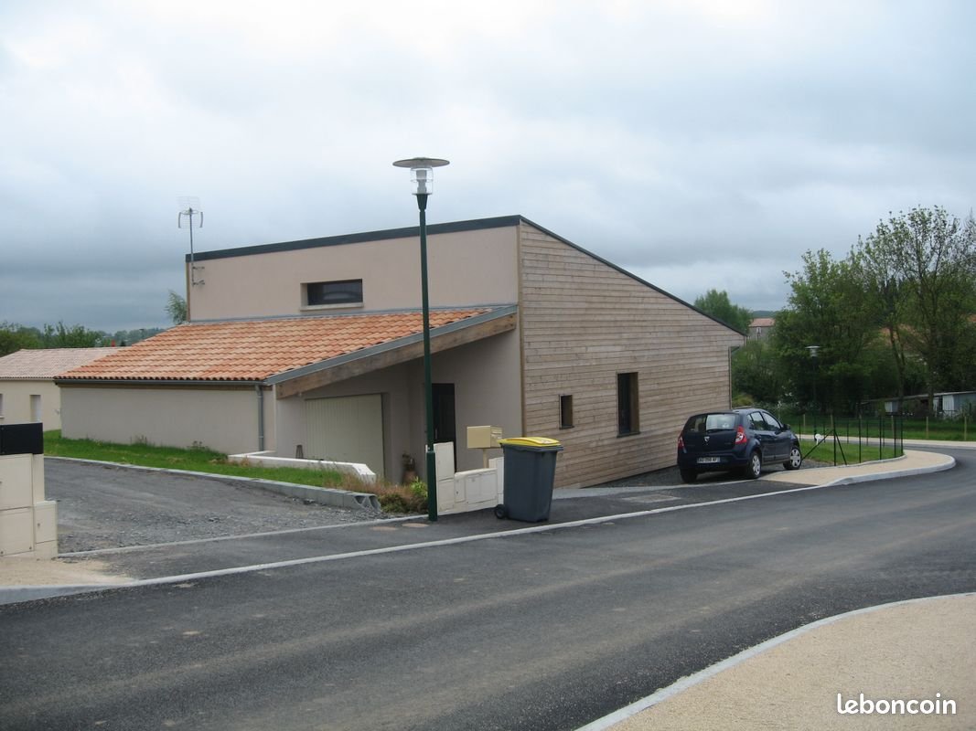Maison à louer, 76m², Bressuire