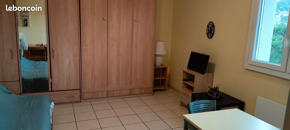Appartement à louer, 25m², Hyères
