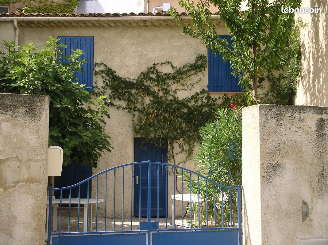 Appartement à louer, 25m², Meyrargues