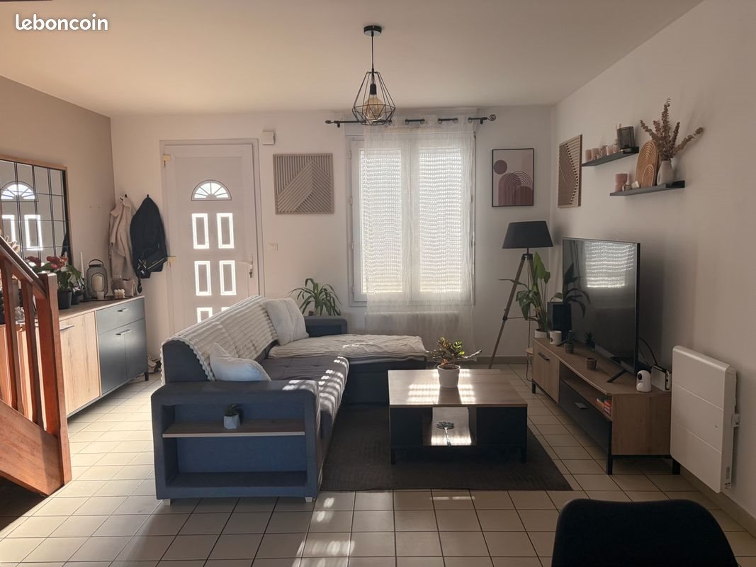 Maison à louer, 72m², Roches-Prémarie-Andillé