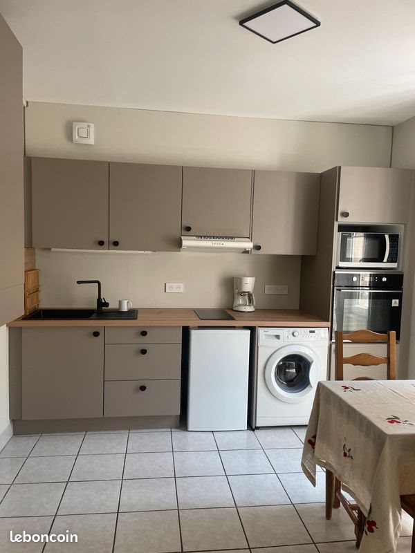 Appartement à louer, 30m², Millau