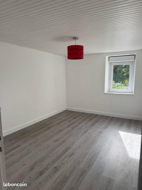 Maison à louer, 106m², Locmalo