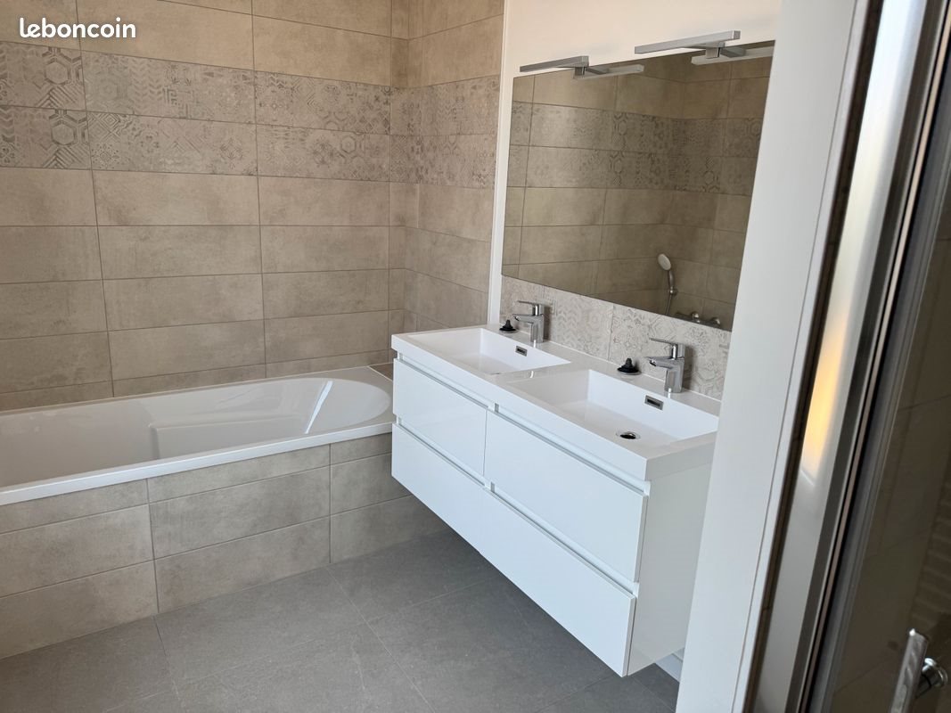 Maison à louer, 101m², Poitiers
