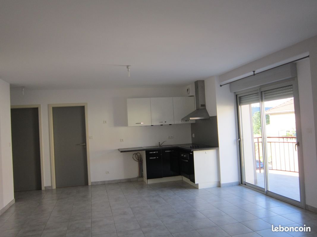 Appartement à louer, 75m², Saône