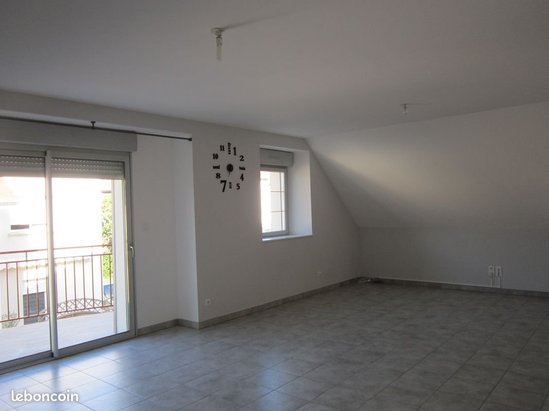Appartement à louer, 75m², Saône
