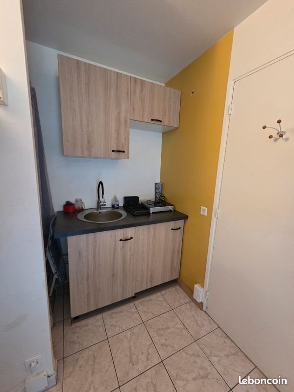 Appartement à louer, 10m², Versailles
