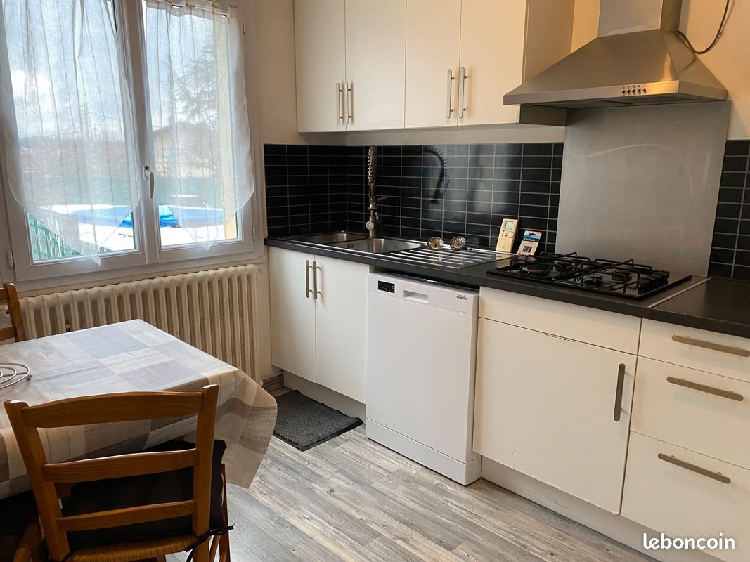 Maison à louer, 67m², Décines-Charpieu