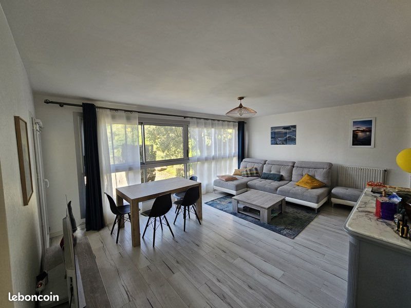 Appartement à louer, 74m², Saint-Mandrier-sur-Mer
