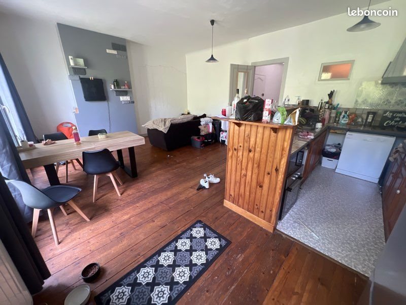 Appartement à louer, 70m², Saintes