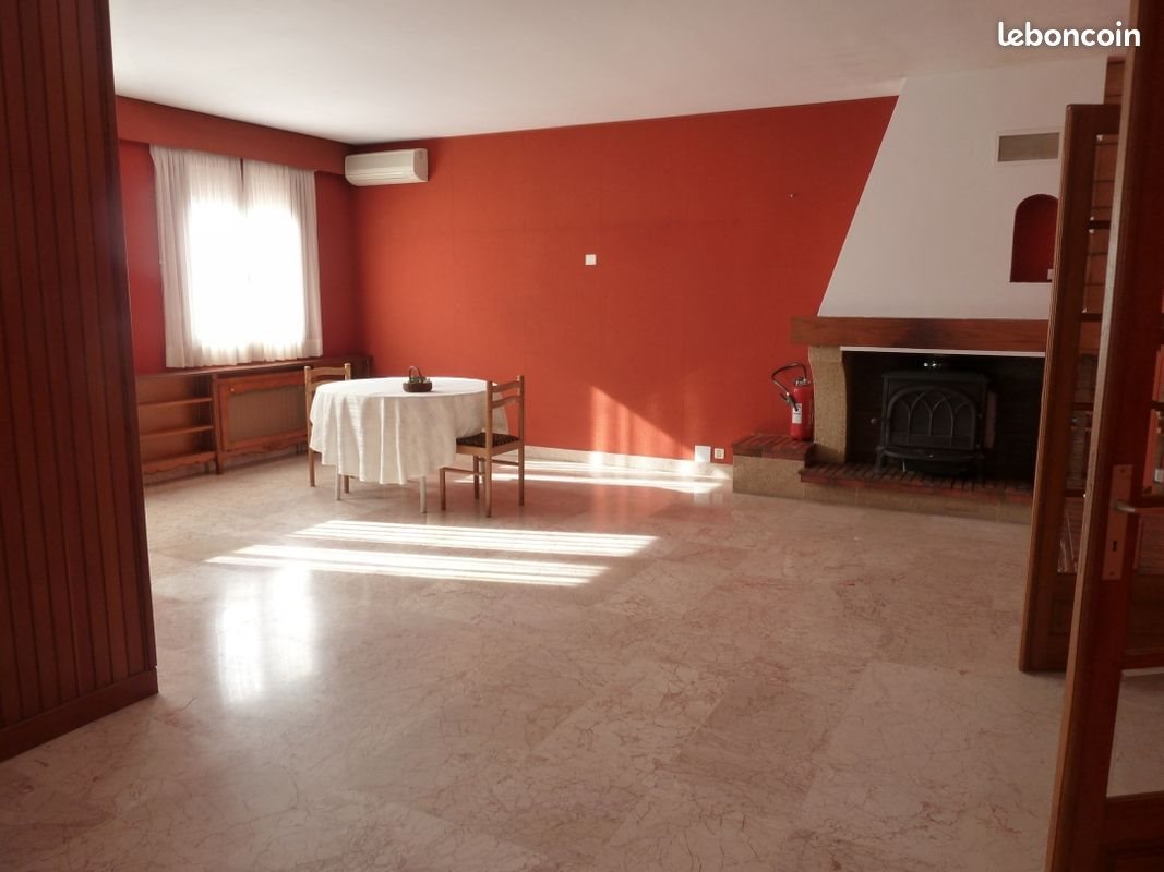 Maison à louer, 160m², Prades