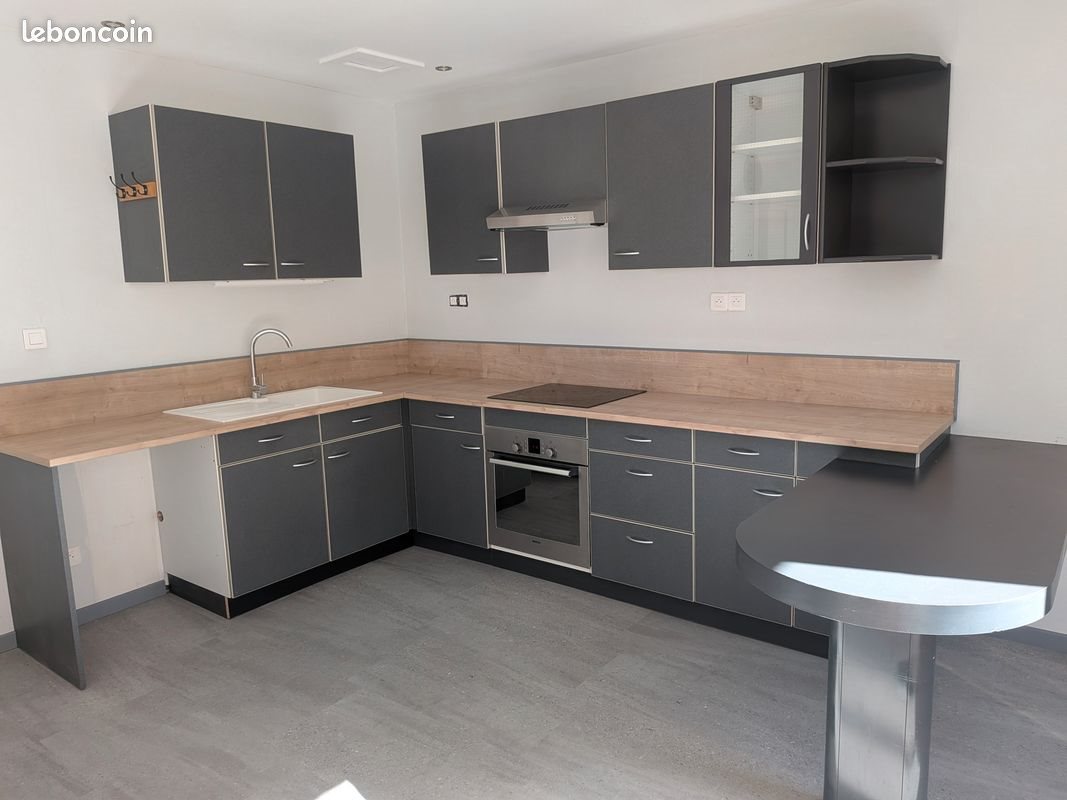 Maison à louer, 80m², Ravel