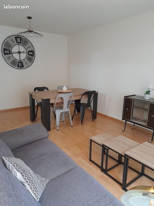 Appartement à louer, 51m², Aurillac