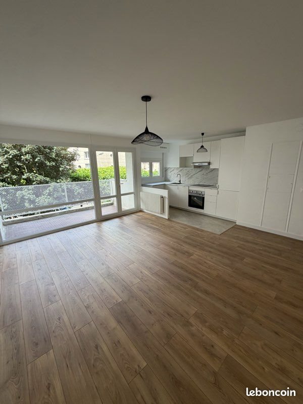 Appartement à louer, 50m², Courbevoie