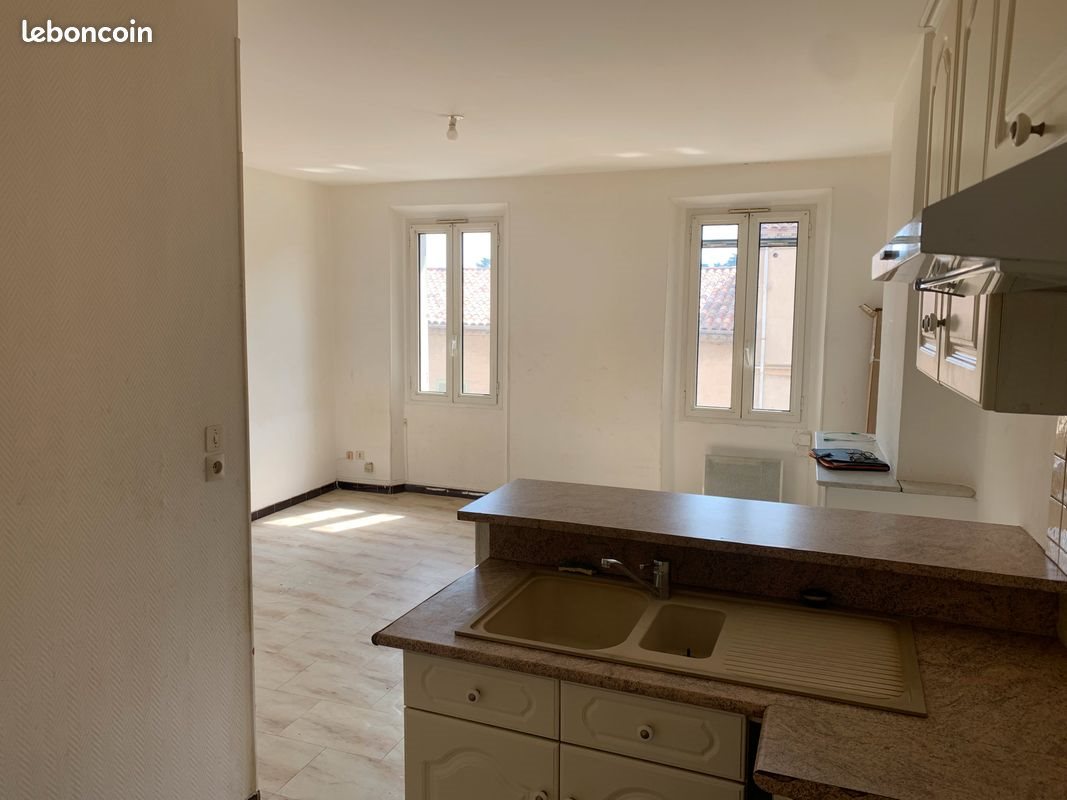 Appartement à louer, 53m², Saint-Maximin-la-Sainte-Baume