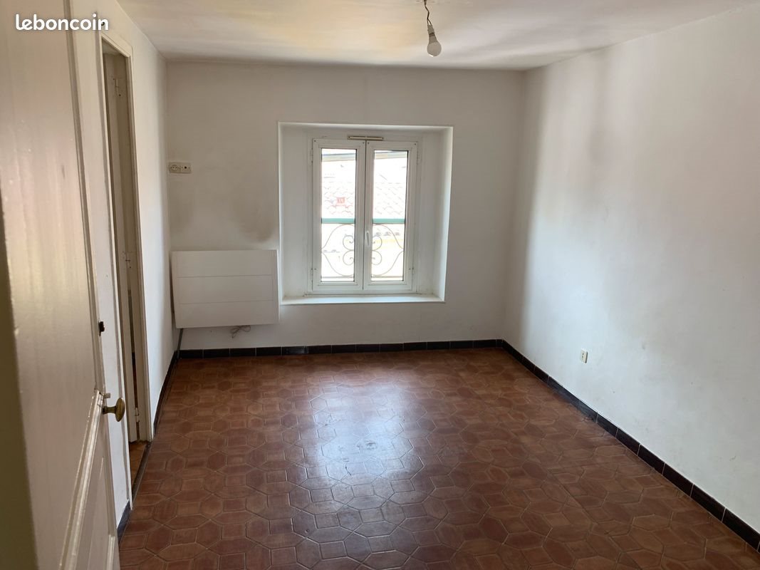 Appartement à louer, 53m², Saint-Maximin-la-Sainte-Baume