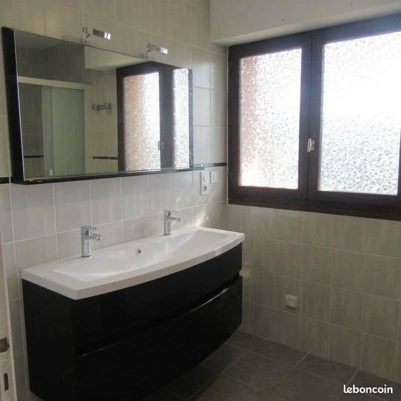 Appartement à louer, 44m², Rumilly