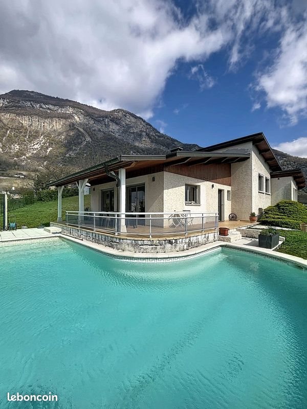 Maison à louer, 123m², Culoz