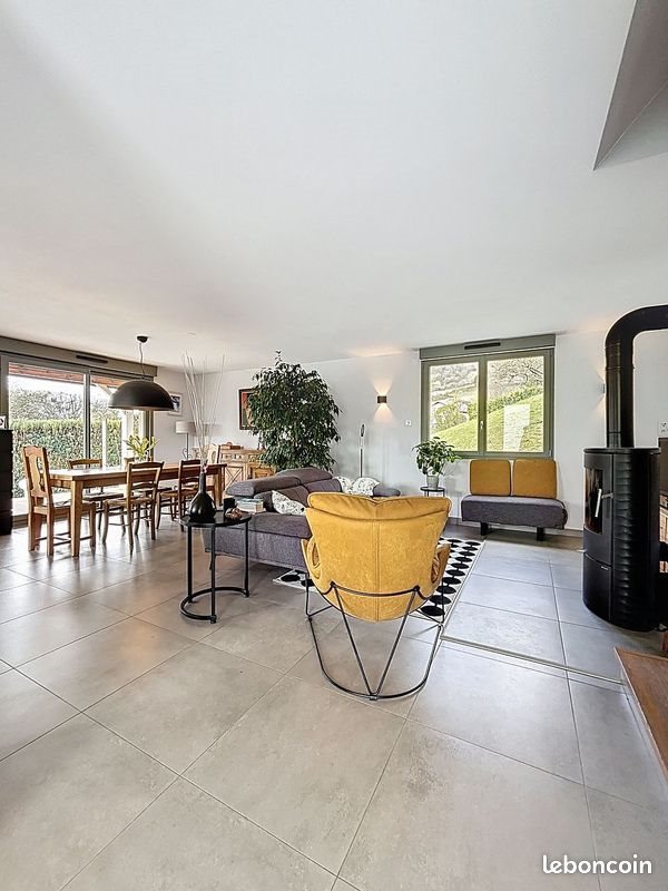 Maison à louer, 123m², Culoz