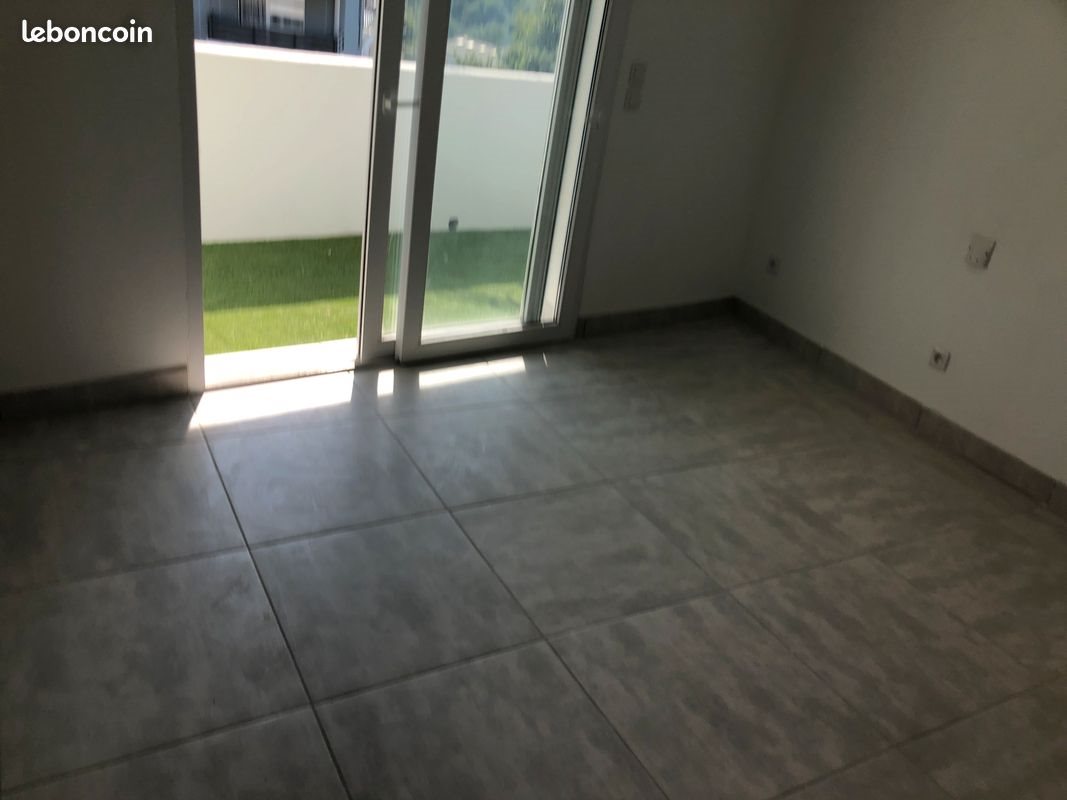 Appartement à louer, 65m², Marseille 15ème