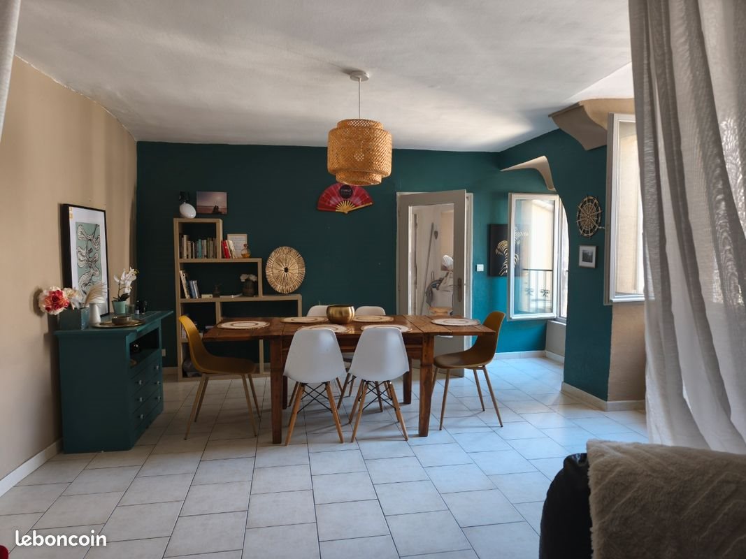 Maison à louer, 140m², Gabian
