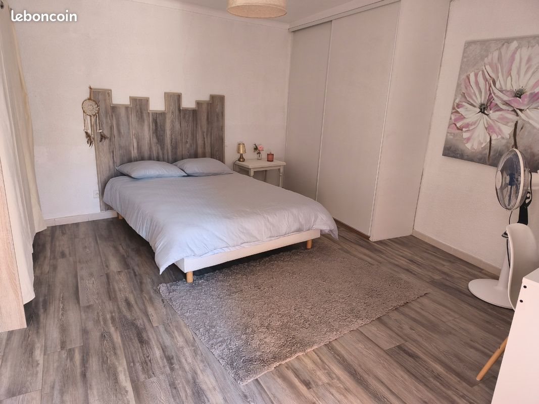 Maison à louer, 140m², Gabian