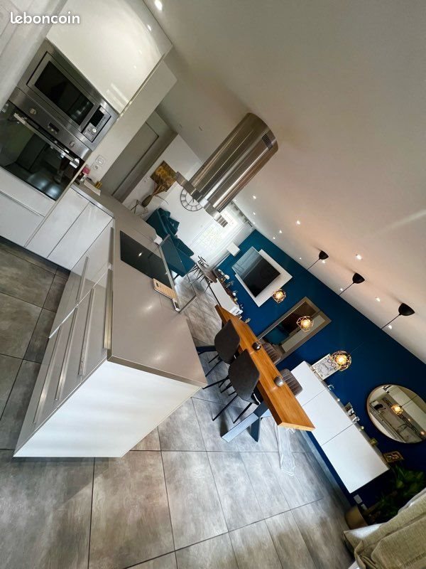Appartement à louer, 82m², Marseille 11ème