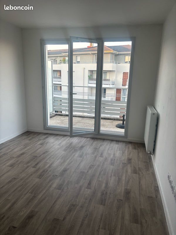 Appartement à louer, 55m², Mantes-la-Ville