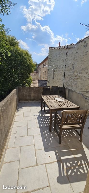 Appartement à louer, 40m², Nîmes