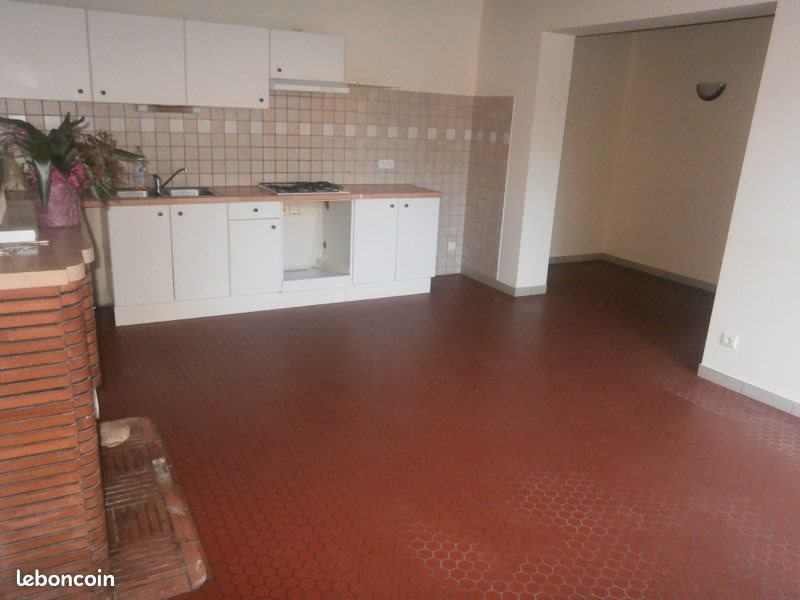 Maison à louer, 70m², Montpon-Ménestérol