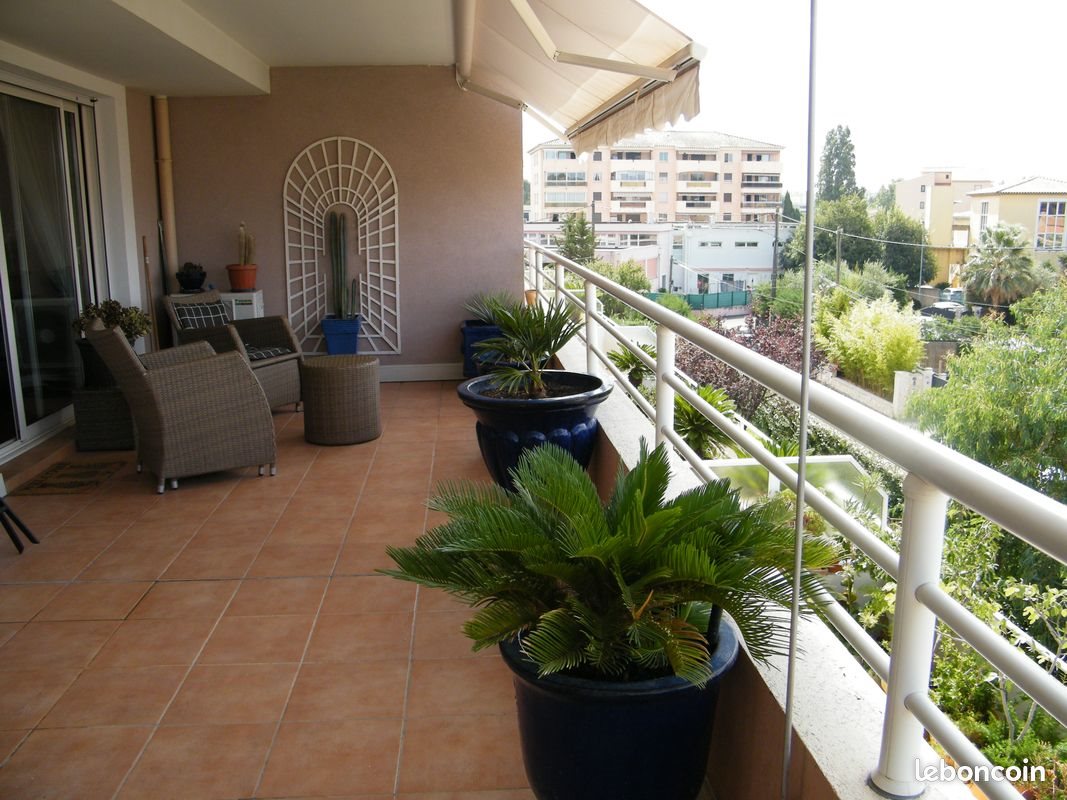 Appartement à vendre, 91m², Fréjus