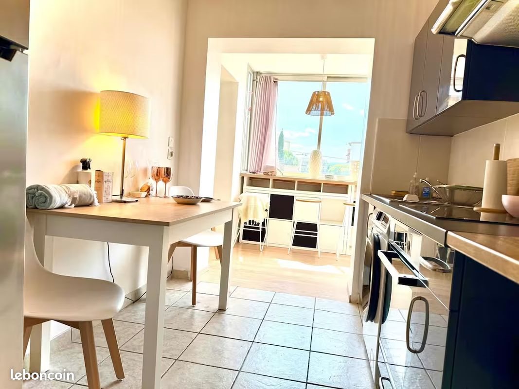 Appartement à vendre, 65m², Fréjus