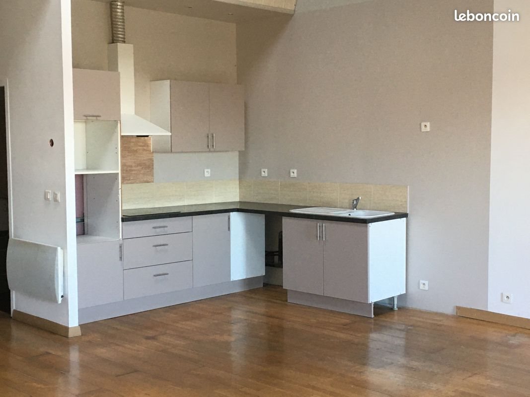 Appartement à louer, 86m², Elne