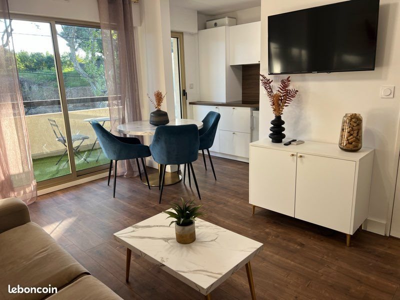Appartement à louer, 24m², Fréjus