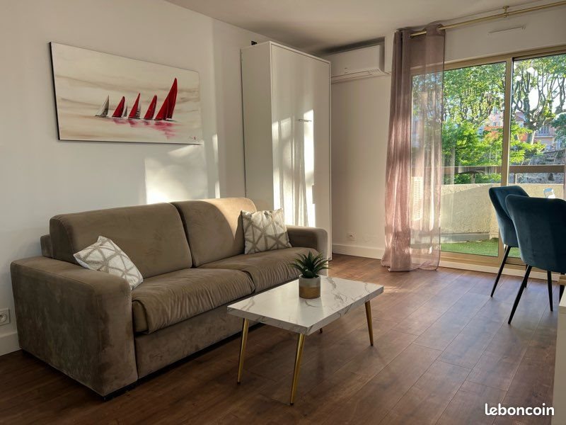 Appartement à louer, 24m², Fréjus