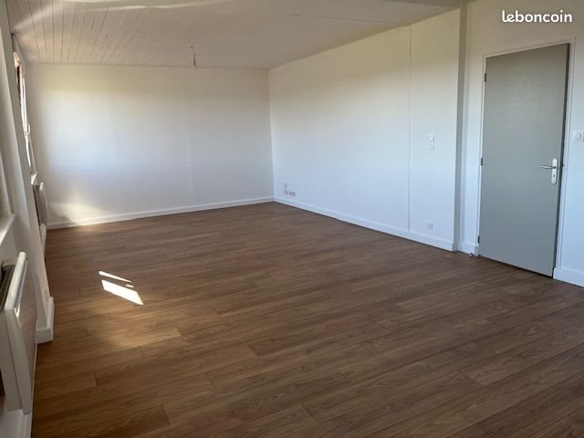 Appartement à louer, 60m², Avoudrey