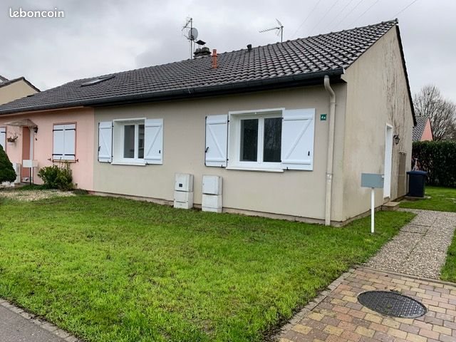 Maison à louer, 70m², Guénange