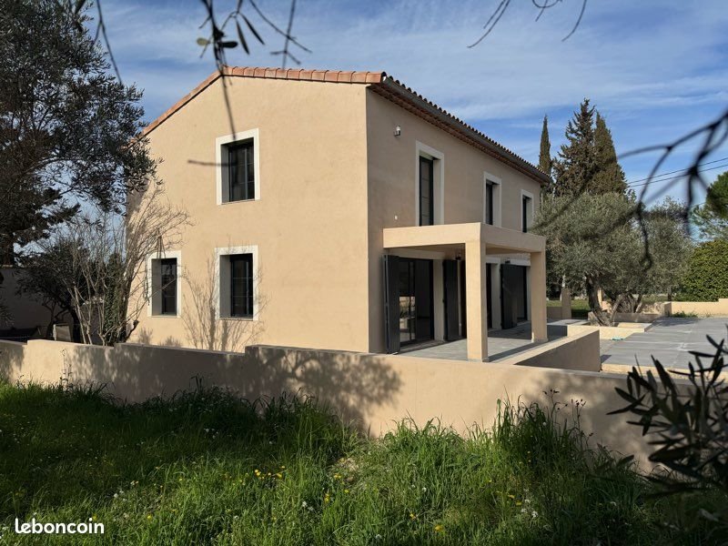 Maison à vendre, 215m², Arles