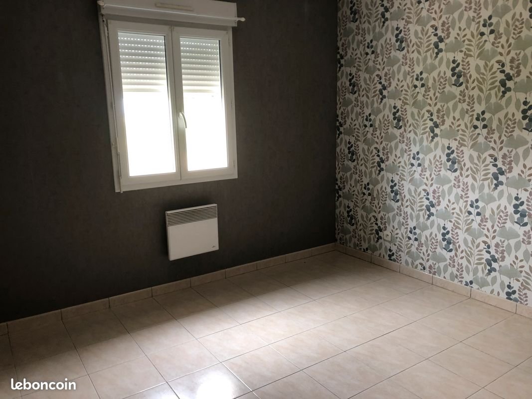 Maison à louer, 85m², Mazangé