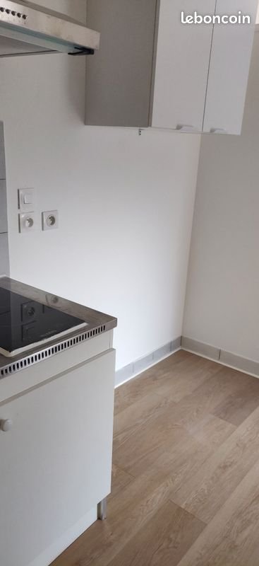 Appartement à louer, 19m², Brive-la-Gaillarde