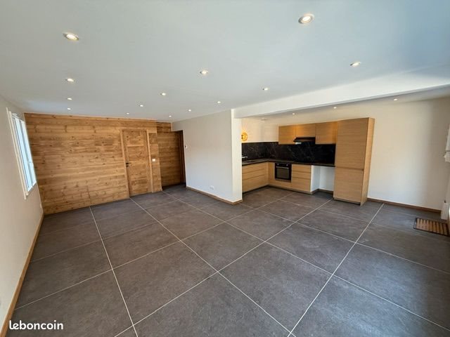 Appartement à louer, 53m², Bonneville