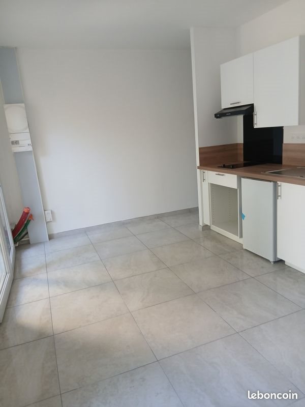 Appartement à louer, 21m², Le Thor