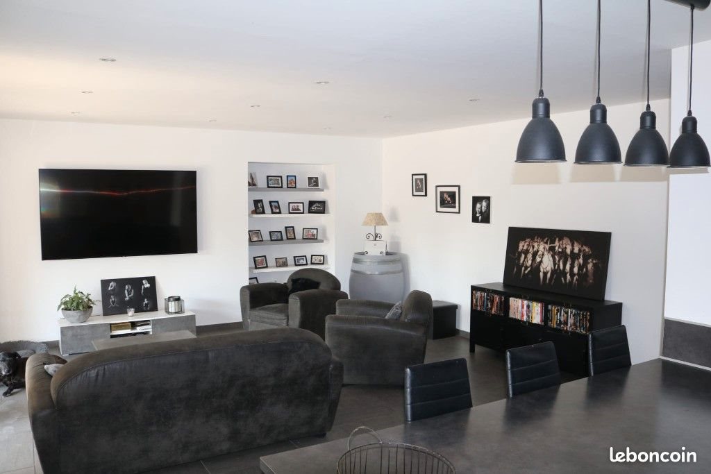 Maison à vendre, 101m², Eygalières