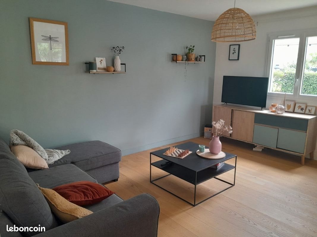 Maison à louer, 87m², La Buisse