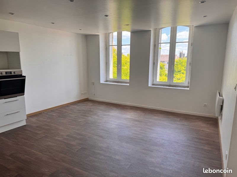 Appartement à louer, 87m², Charleville-Mézières