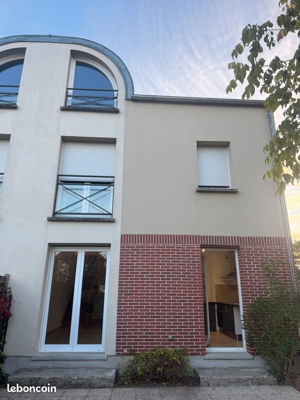Maison à louer, 67m², Orléans