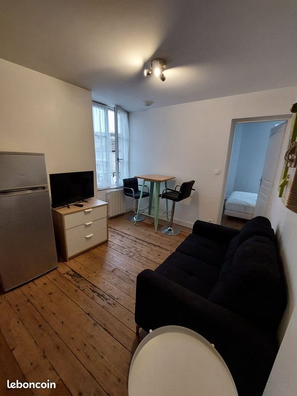 Appartement à louer, 19m², Montmorillon